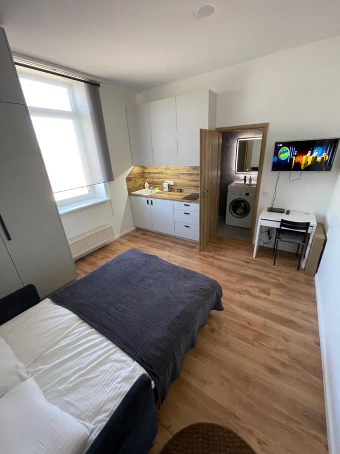 Airport Apartment 29 Self Check-In Free Parking Vilnius Bagian luar foto